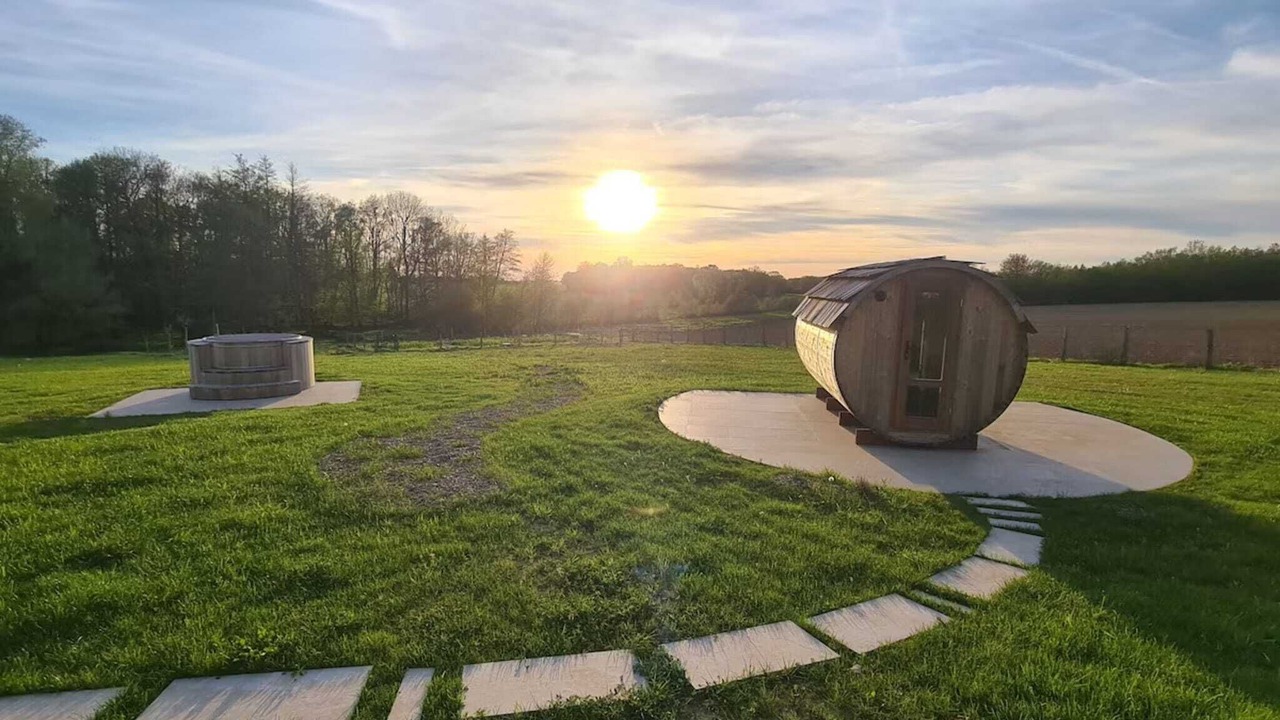 Photo of Outdoor in Raveau