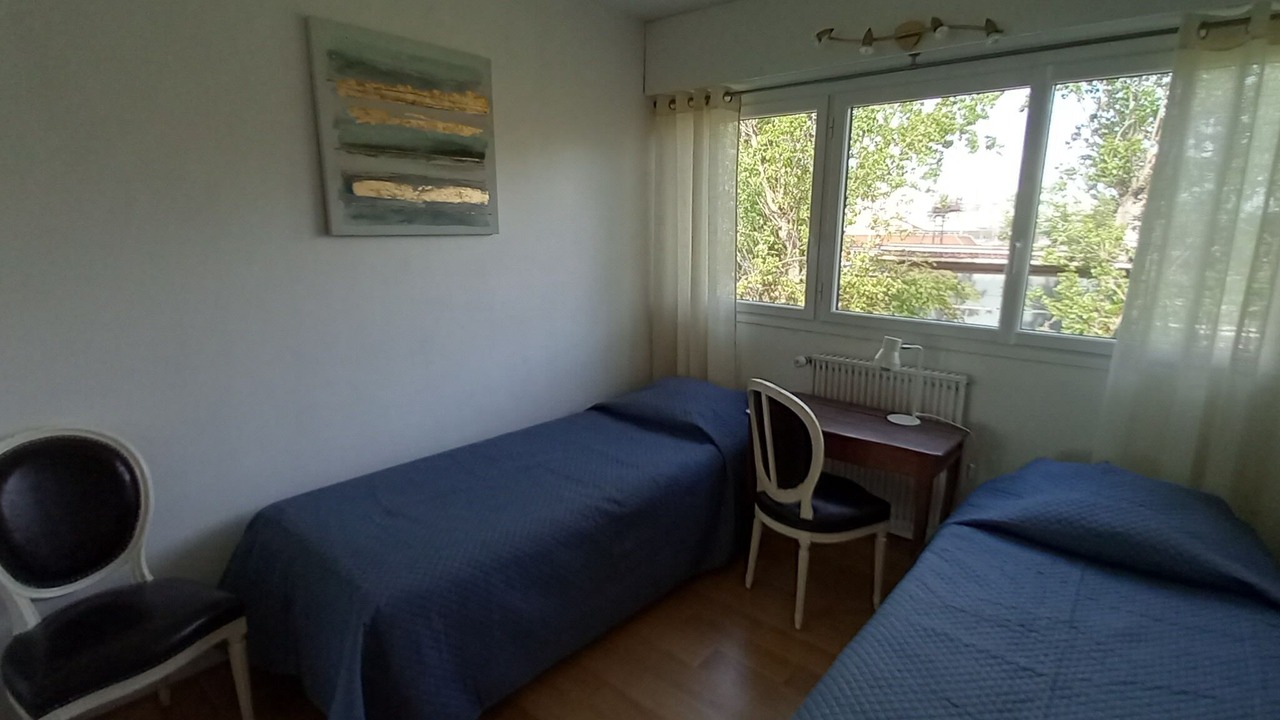 Photo of Bedroom in Levallois-Perret
