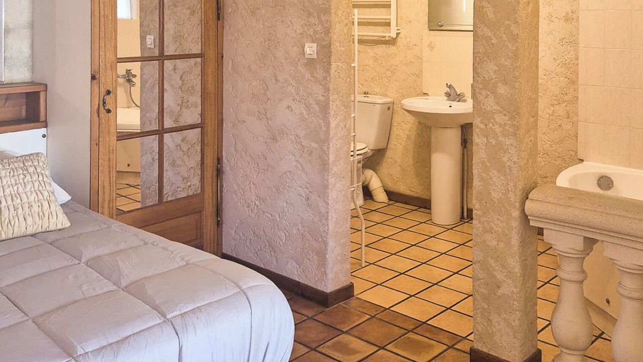 Photo of Bathroom in Toutainville