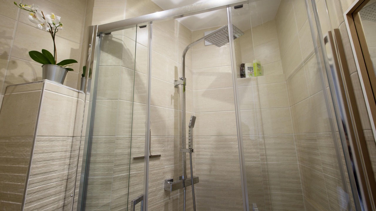 Photo of Bathroom in Plaisance