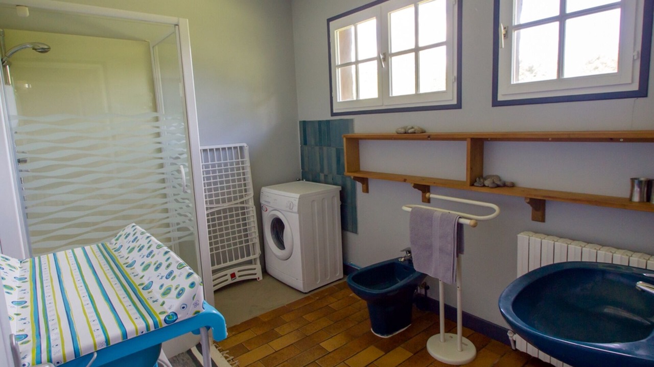 Photo of Bathroom in Tourville-sur-Arques