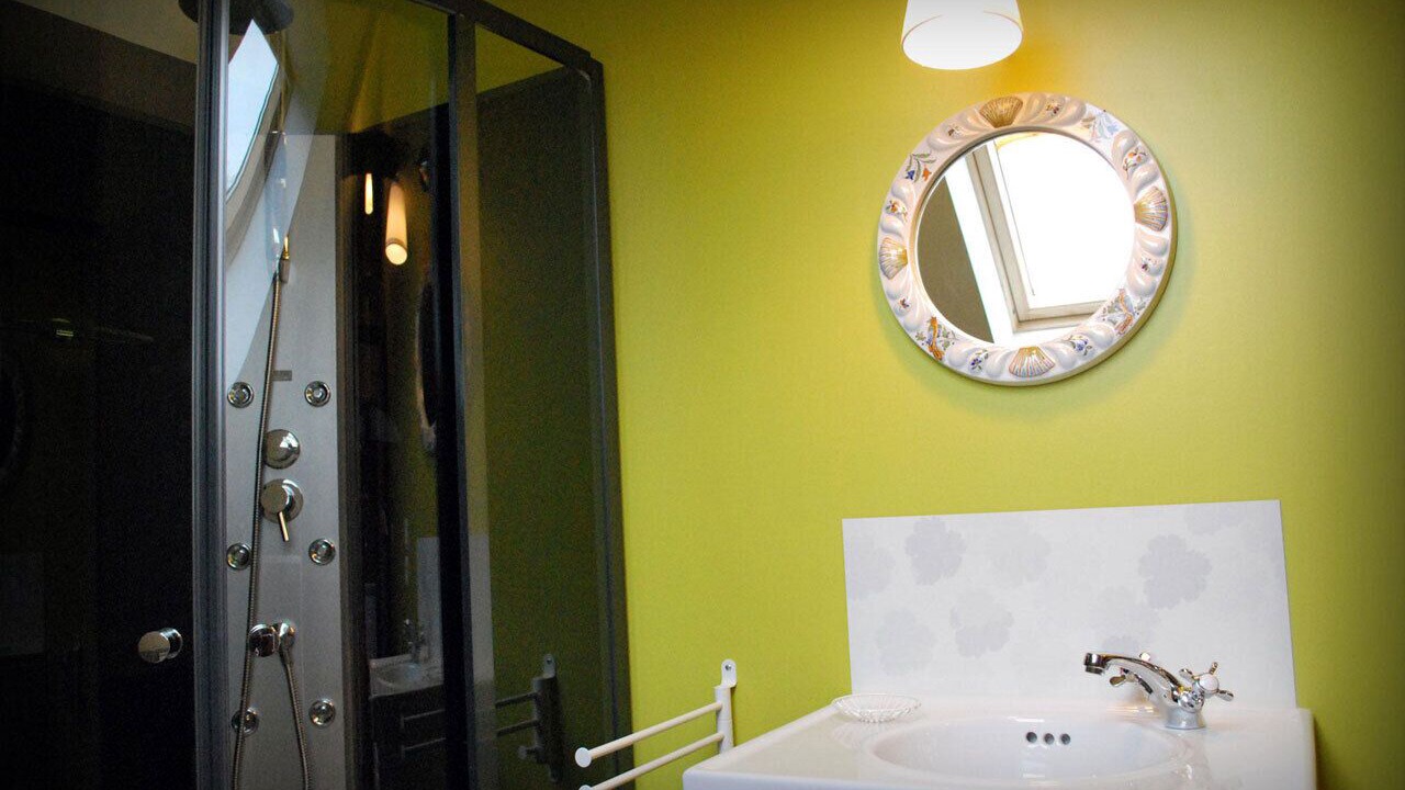 Photo of Bathroom in Mont-Saint-Eloi