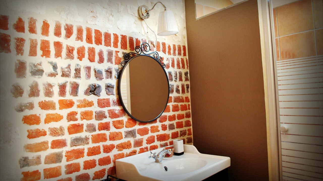 Photo of Bathroom in Mont-Saint-Eloi
