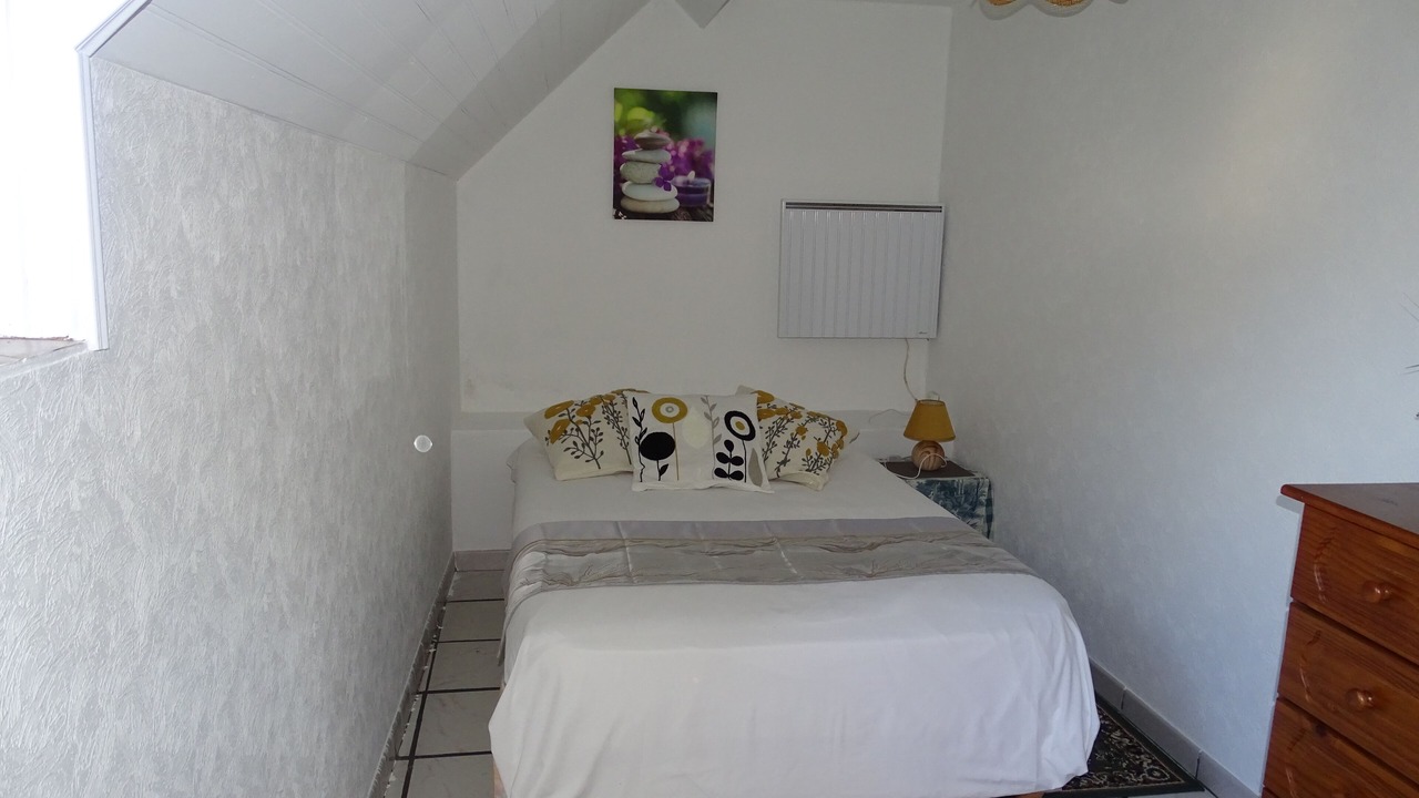 Photo of Bedroom in Saint-Etienne-sous-Bailleul