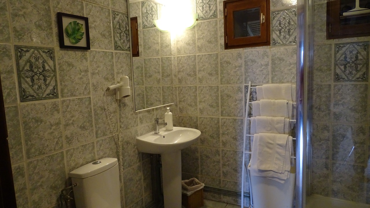 Photo of Bathroom in Saint-Etienne-sous-Bailleul