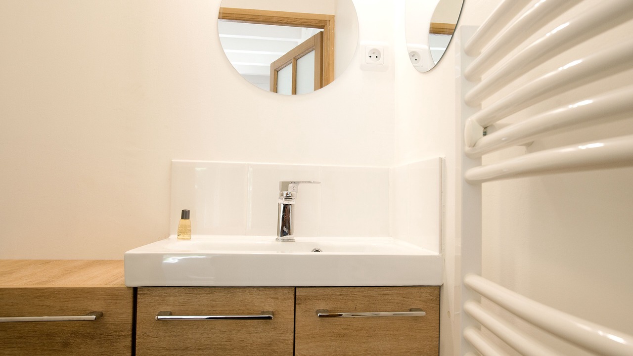 Photo of Bathroom in Oeuilly