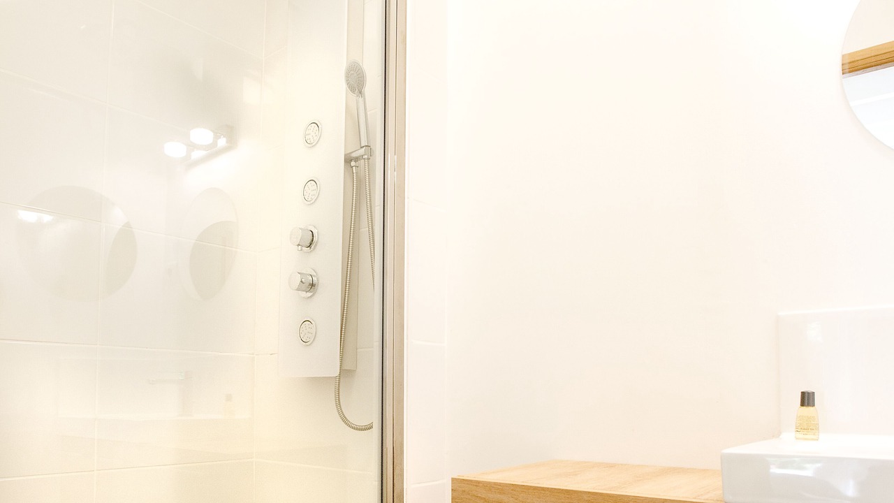 Photo of Bathroom in Oeuilly