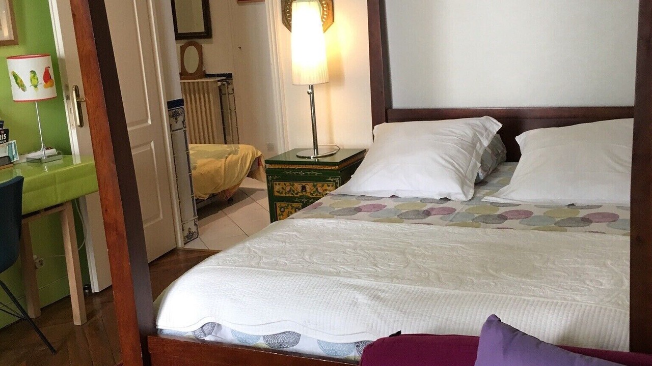 Photo of Bedroom in 9th Arrondissement