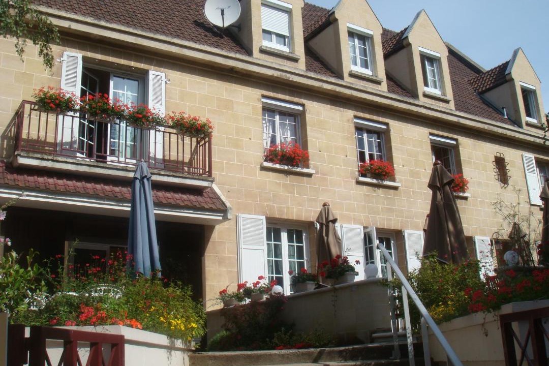 Photo of Others in Neufchatel-en-Bray