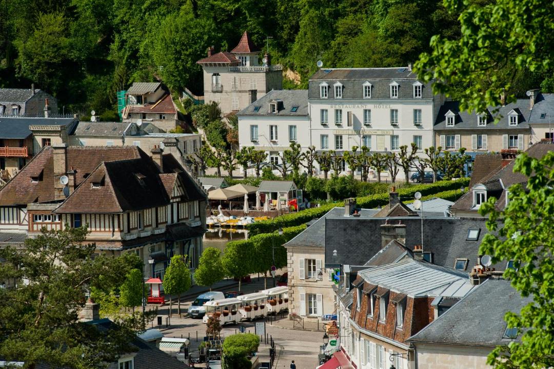 Photo of Others in Pierrefonds