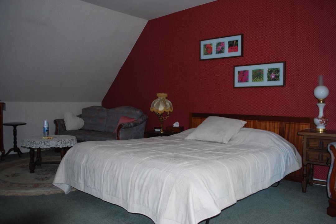 Photo of Bedroom in Vayres-sur-Essonne