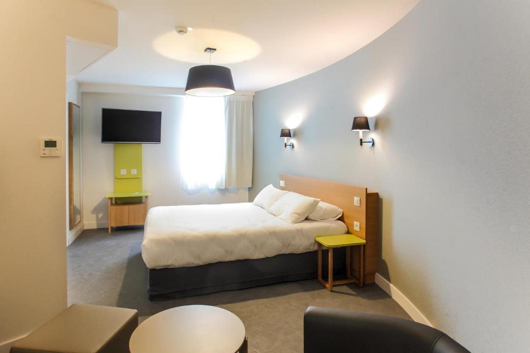 Photo of Bedroom in Bagnolet