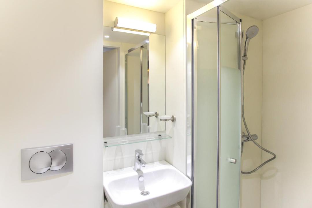 Photo of Bathroom in Bagnolet