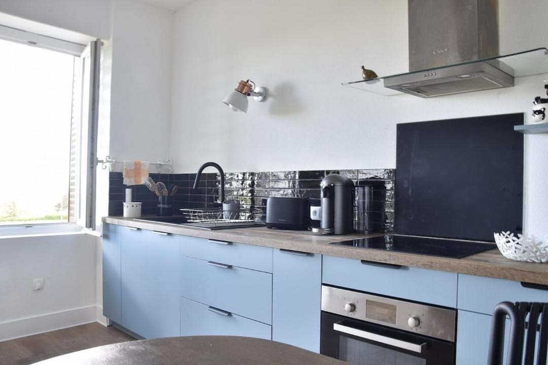 Photo of Kitchen in Charnay-les-Macon