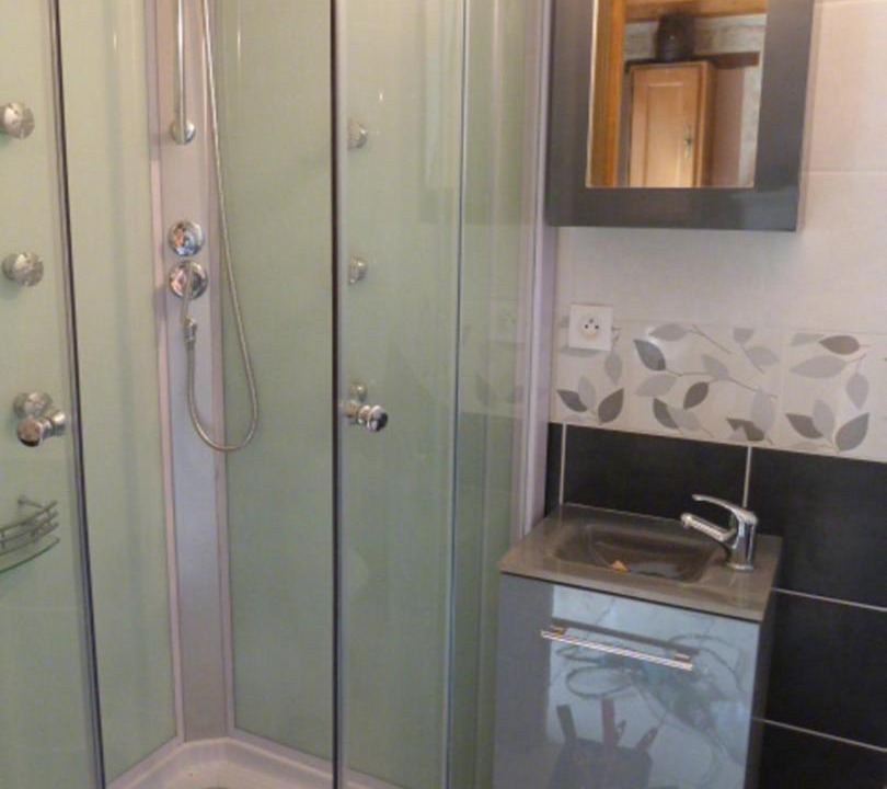 Photo of Bathroom in Thonnance-Les-Joinville
