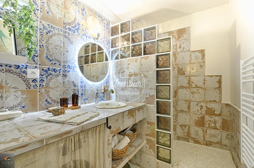 Photo of Bathroom in Devant-les-Ponts