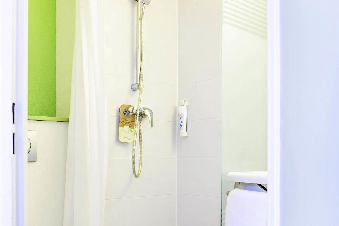 Photo of Bathroom in Petite-Foret
