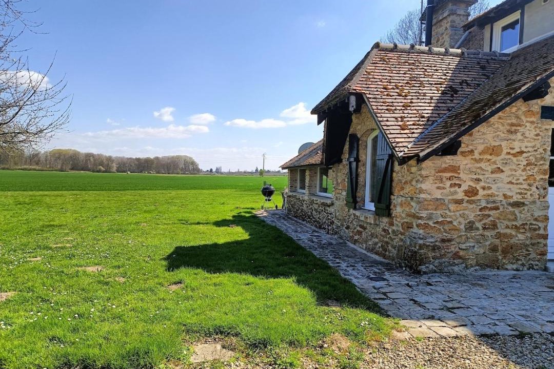 Photo of Others in Lumigny-Nesles-Ormeaux