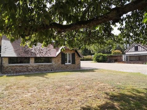 Photo of Others in Lumigny-Nesles-Ormeaux
