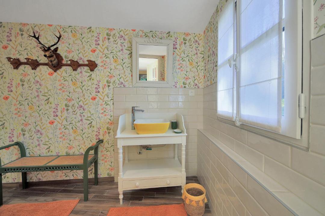 Photo of Bathroom in Crequy