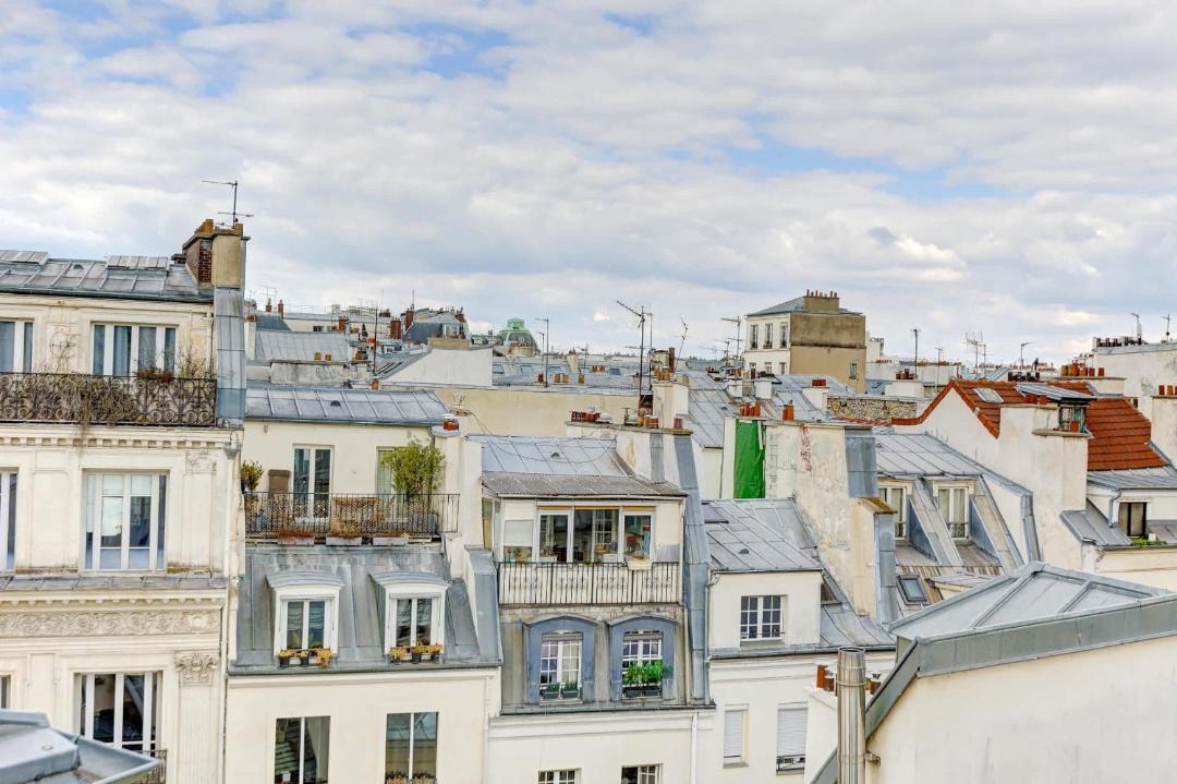 Photo of Others in 2nd Arrondissement