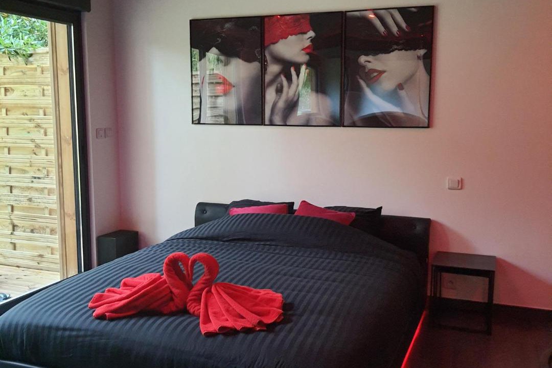 Photo of Bedroom in Annequin