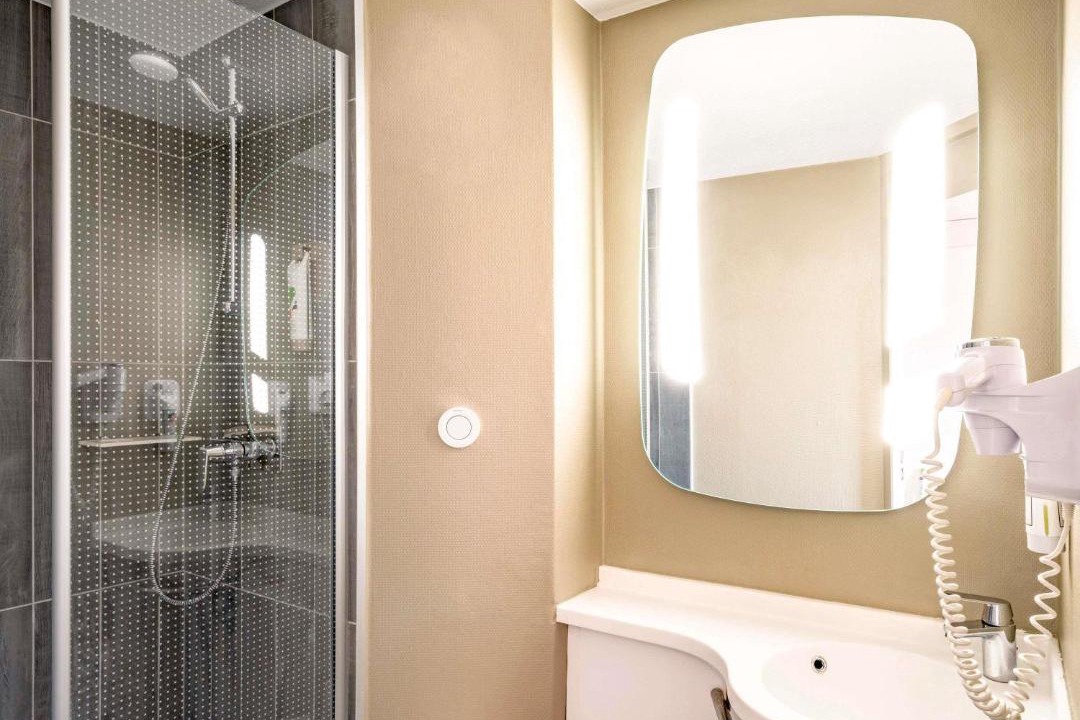 Photo of Bathroom in Villers-Saint-Paul
