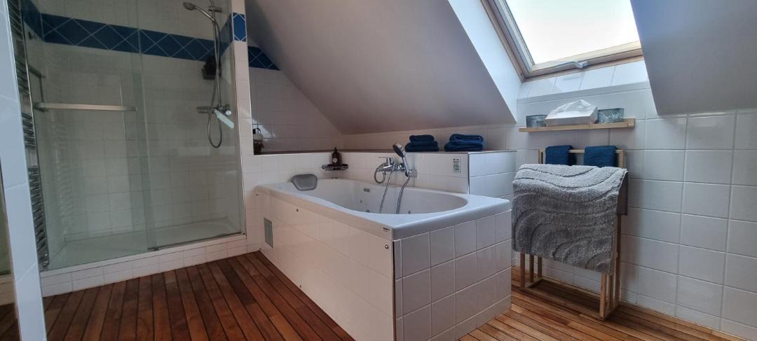 Photo of Bathroom in Etretat