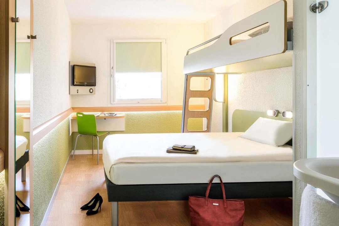 Photo of Bedroom in Lisieux