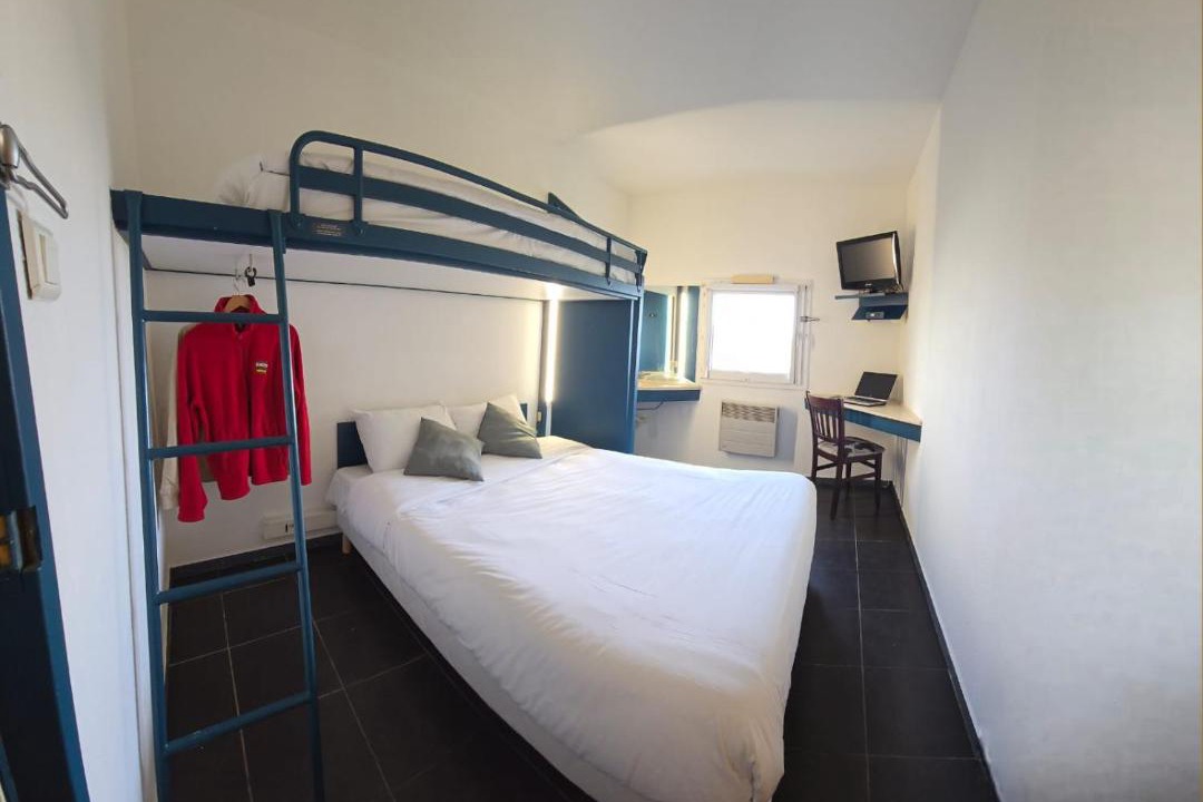 Photo of Bedroom in Dreux