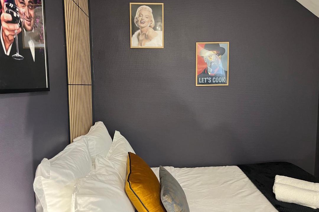 Photo of Bedroom in Evreux
