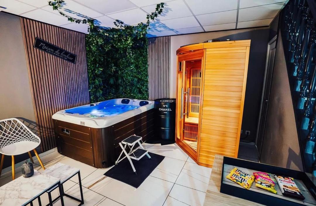 Photo of Bathroom in Denain