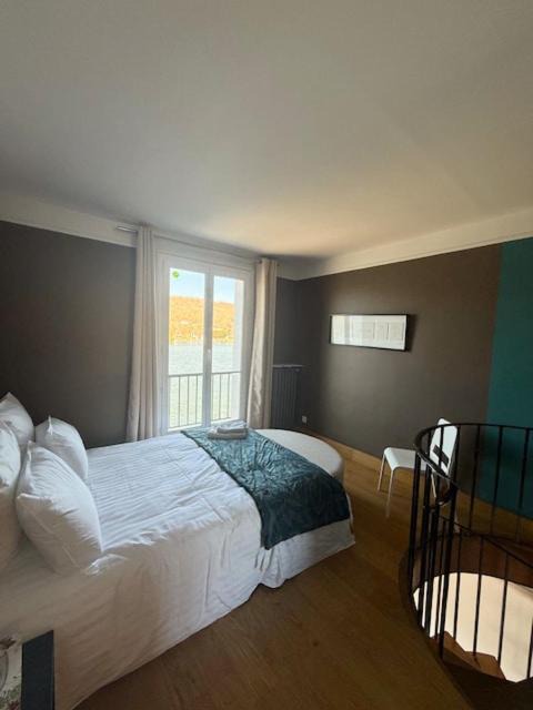 Photo of Bedroom in Vernon