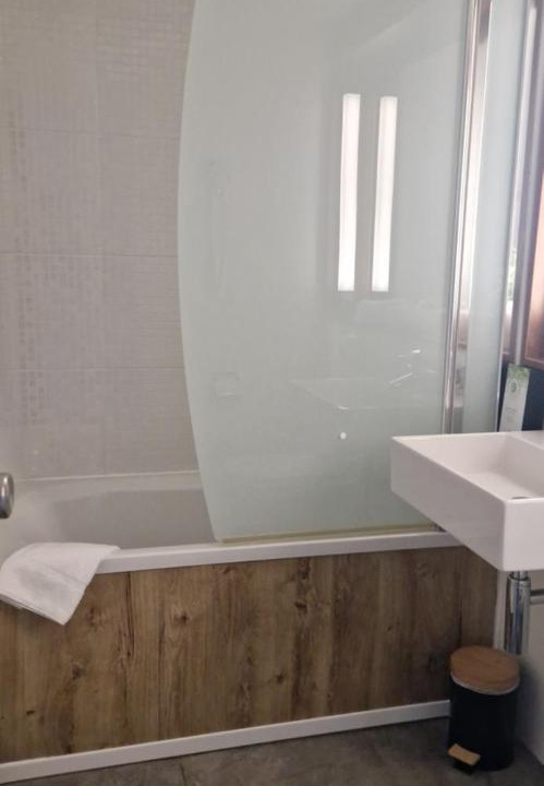 Photo of Bathroom in Saint-Quentin