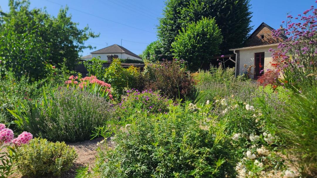 Photo of Outdoor in Arnieres-sur-Iton