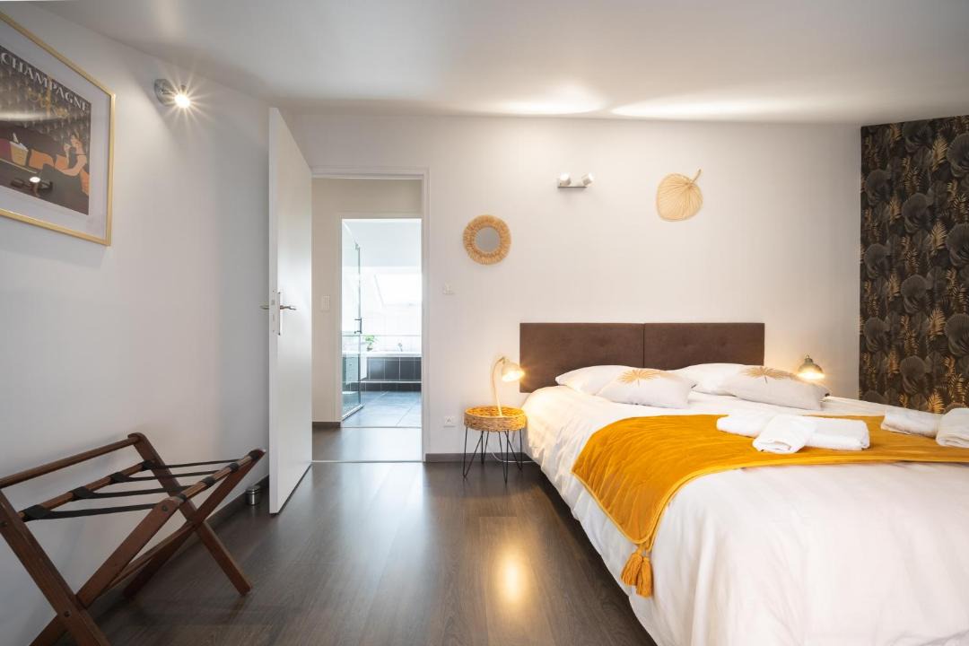 Photo of Bedroom in Epernay