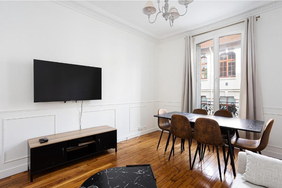 Photo of Others in Faubourg de l'Arche