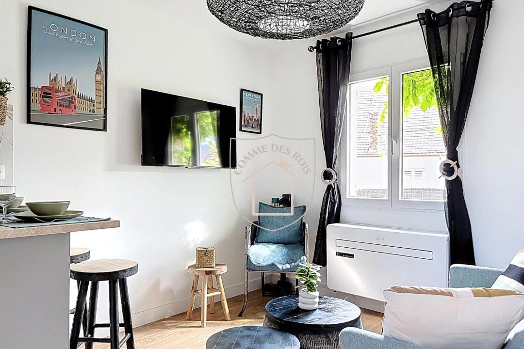 Photo of Livingroom in Dourdan