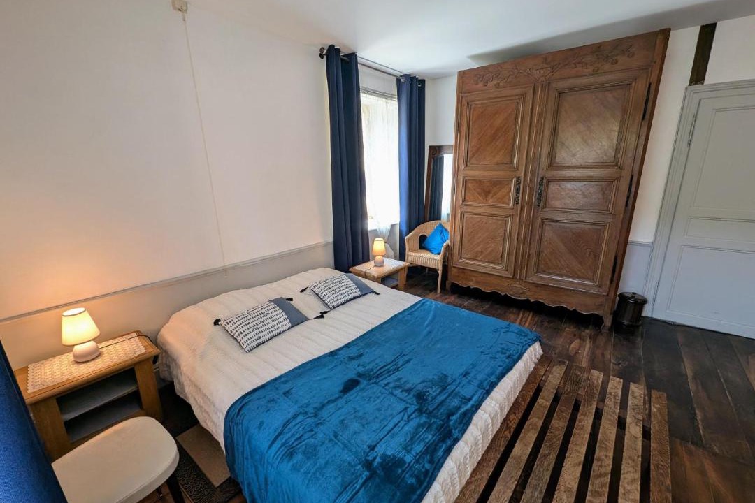 Photo of Bedroom in Montigny-les-Cherlieu