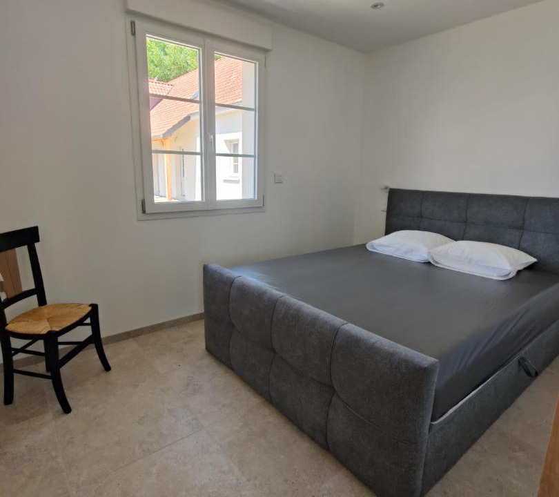 Photo of Bedroom in Saint-Quentin-en-Tourmont