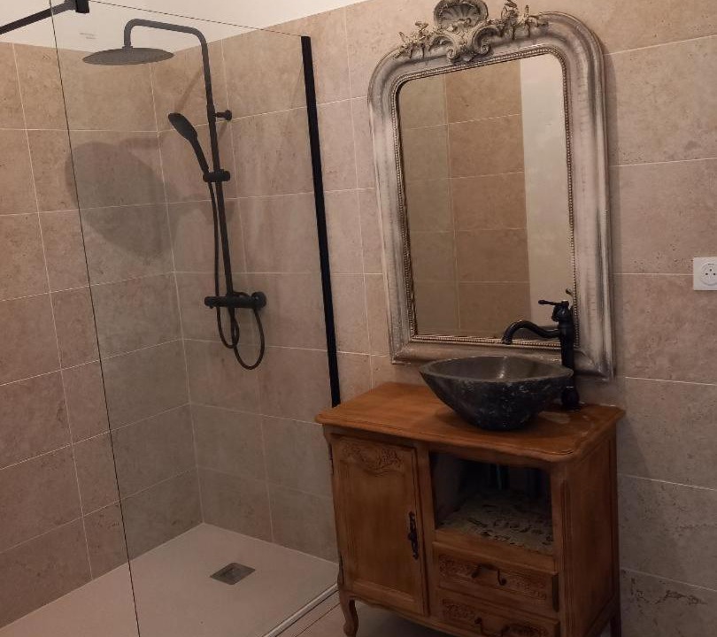 Photo of Bathroom in Aix-en-Issart