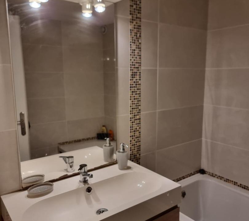 Photo of Bathroom in Bezons