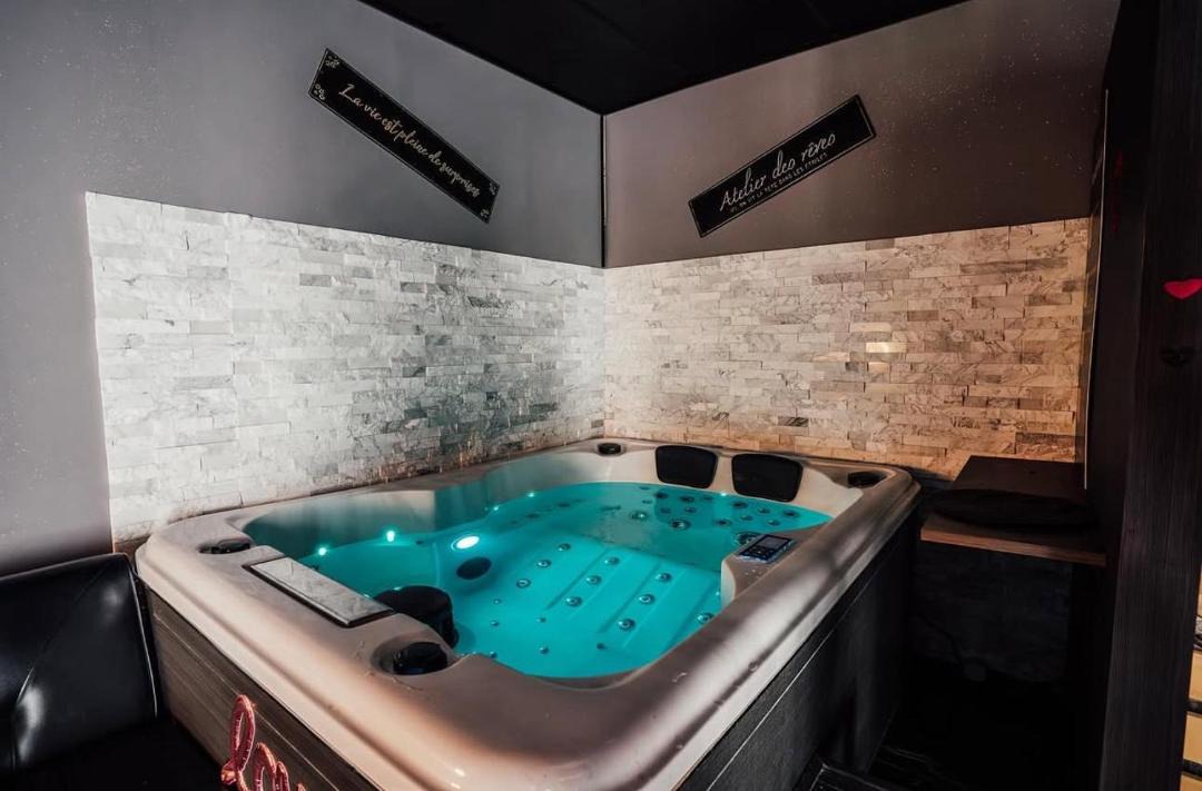 Photo of Bathroom in Denain