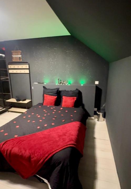 Photo of Bedroom in Denain