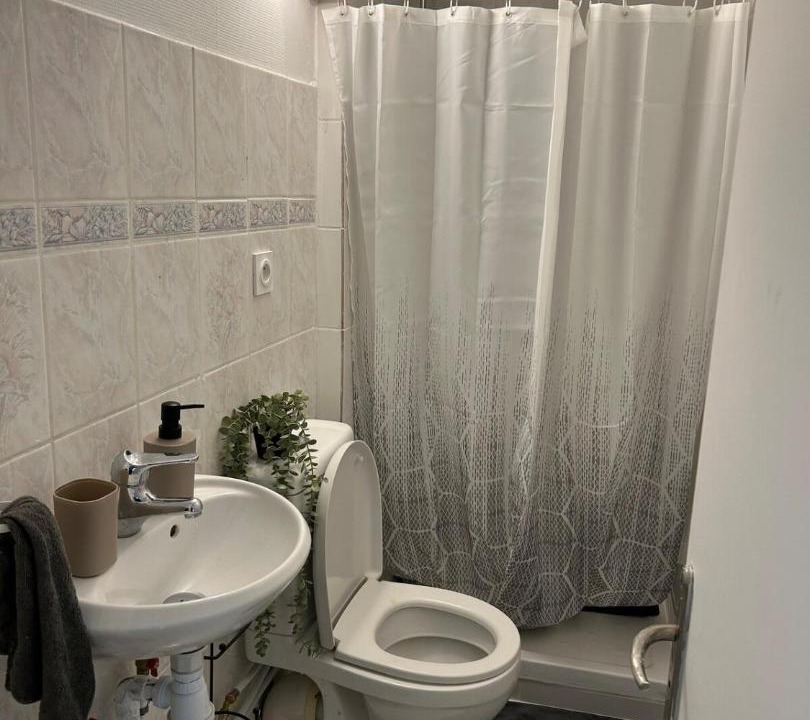 Photo of Bathroom in Villiers-le-Bel