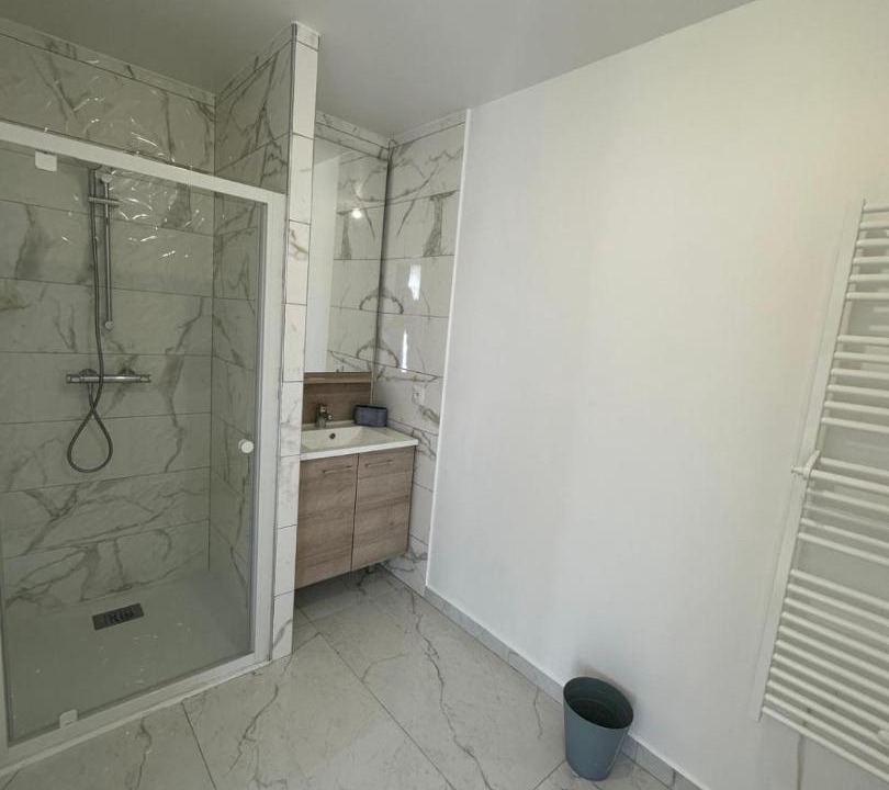 Photo of Bathroom in Bezons