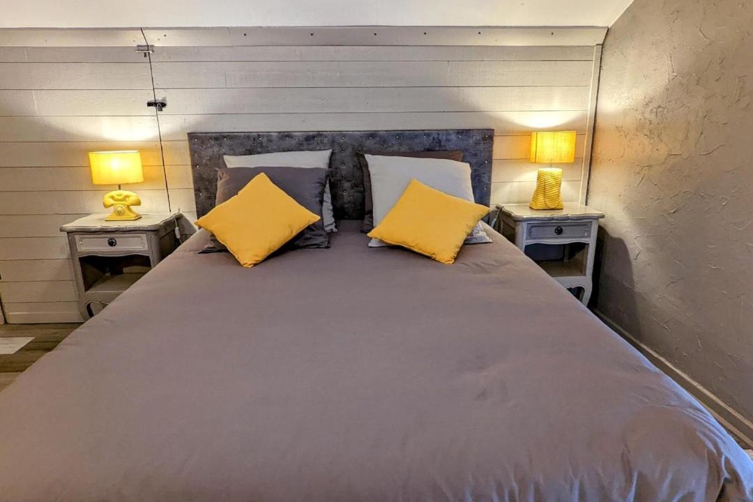 Photo of Bedroom in Saint-Bresson