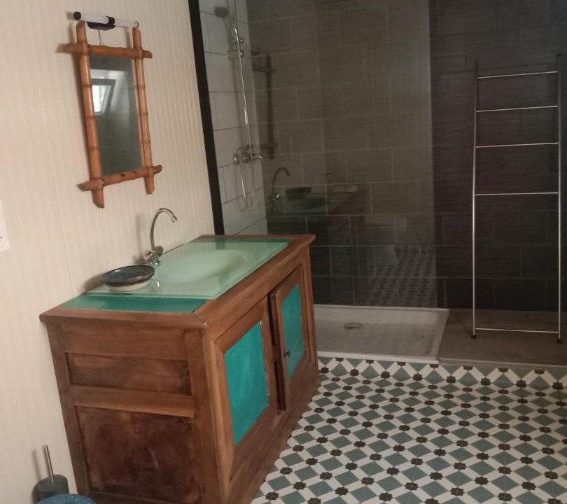 Photo of Bathroom in Saint-Bris-le-Vineux