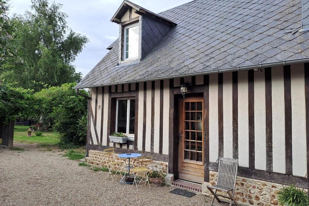 Photo of Others in Bernay