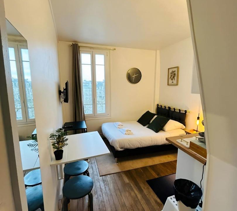 Photo of Bedroom in Reims City Centre